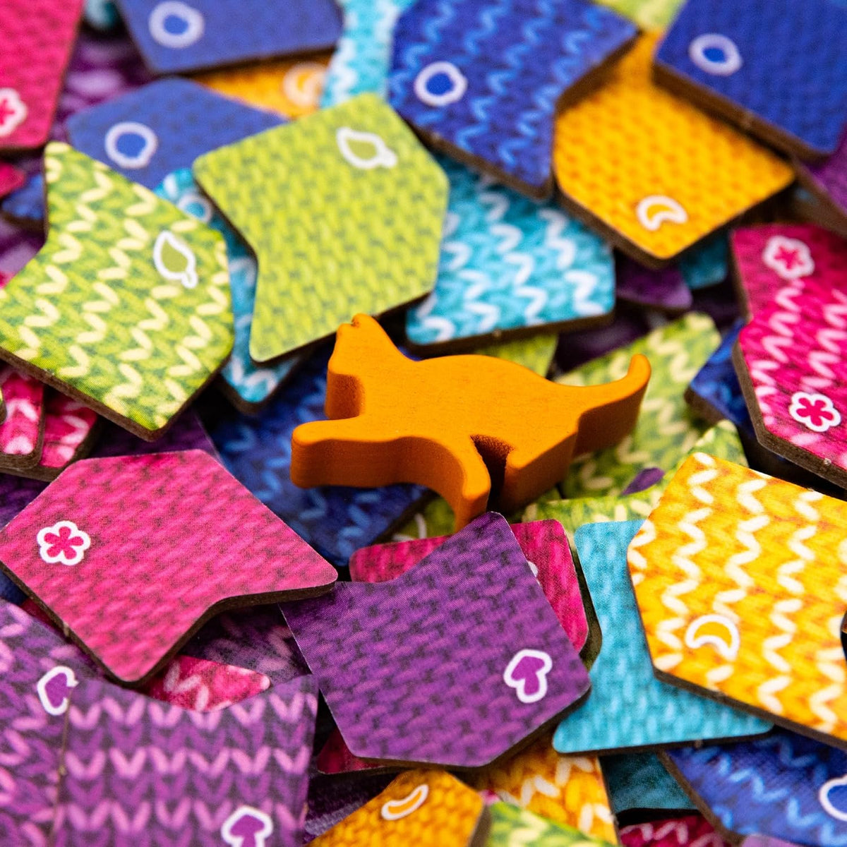 Knitting Circle - view 05 | Savvy Hobbyist