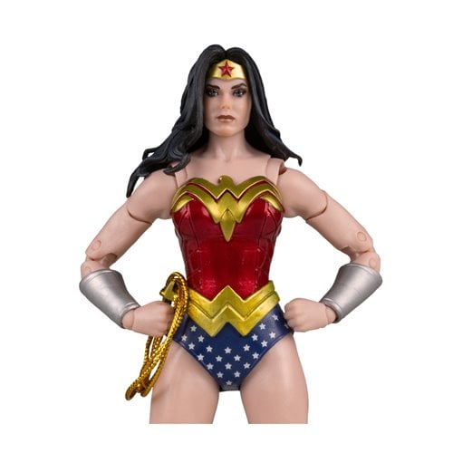 DC Multiverse McFarlane Vault Collection Wave 1 Wonder Woman Classic 7-Inch Scale Action Figure — view 4