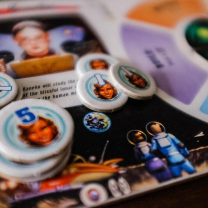 Moon Colony Bloodbath Rio Grande Games - view 07 | Savvy Hobbyist
